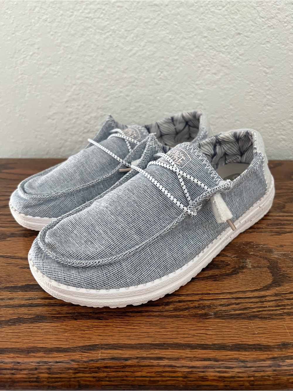 Hey Dude Wendy Star Azora Shoes Size 8